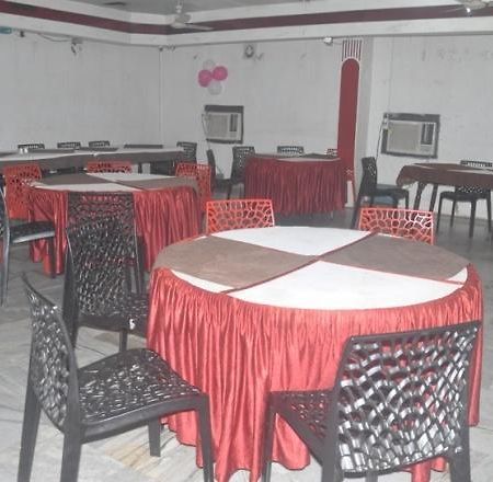 Hotel Amit Inn Πάτνα Εξωτερικό φωτογραφία