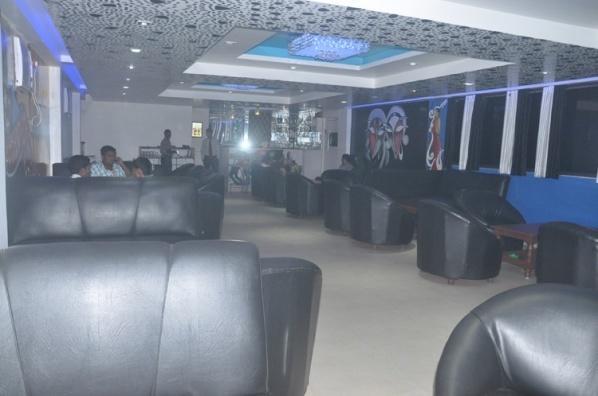 Hotel Amit Inn Πάτνα Εξωτερικό φωτογραφία